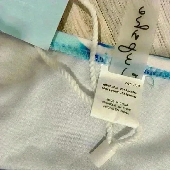 NWT Cupshe Water Ripple Wrap One-piece Swimsuit Halter Bathing Suit Blue Size M - Picture 4 of 10